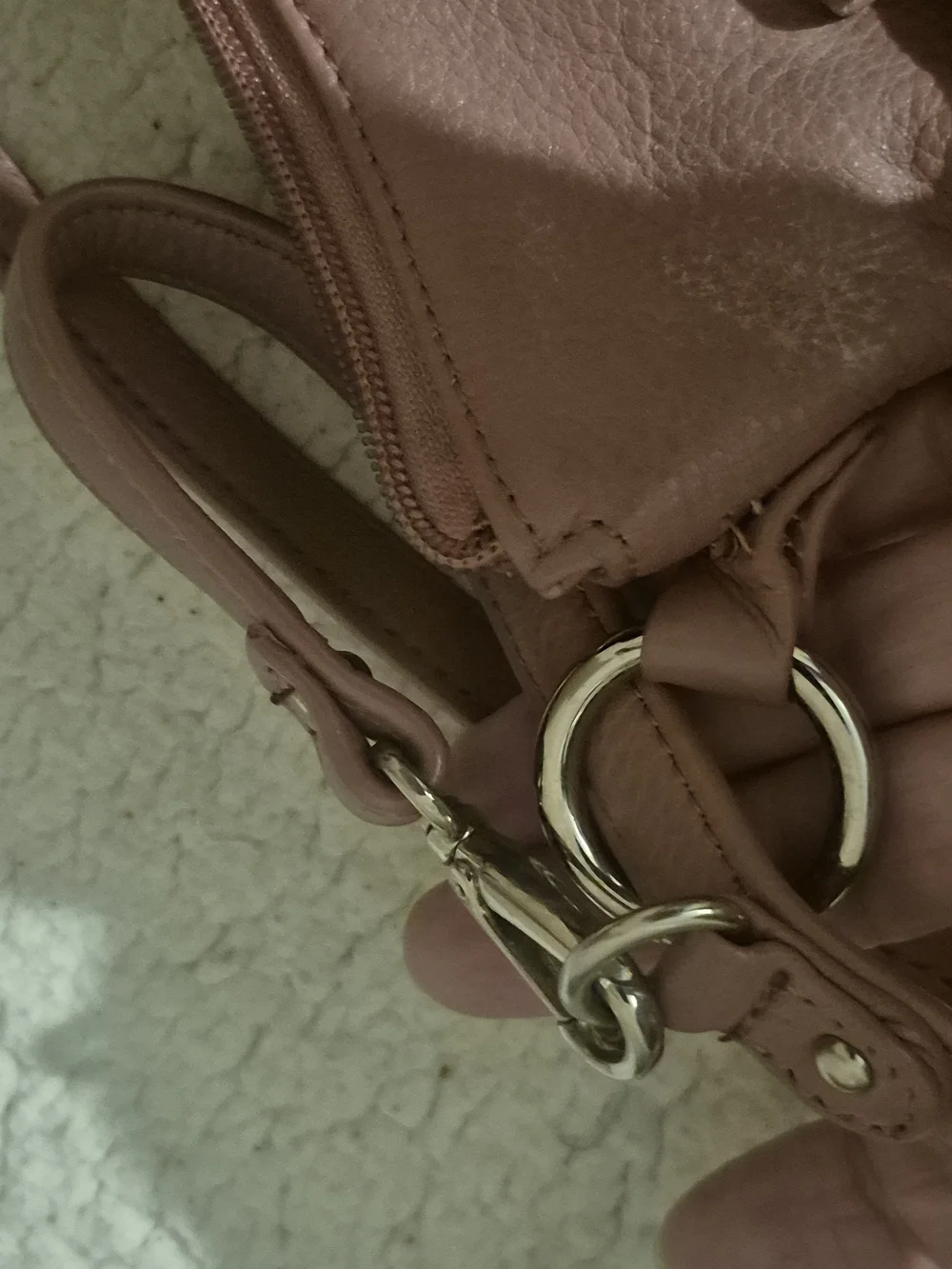 Stone Mountain Classic Women's Crossbody Bag in Mauve Pink